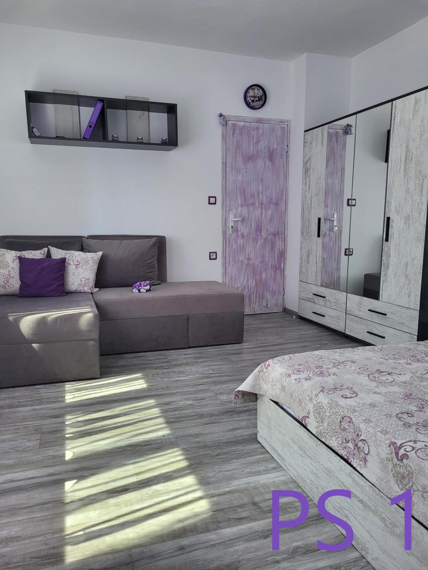 Purple Studios Veliko Tŭrnovo Exterior photo