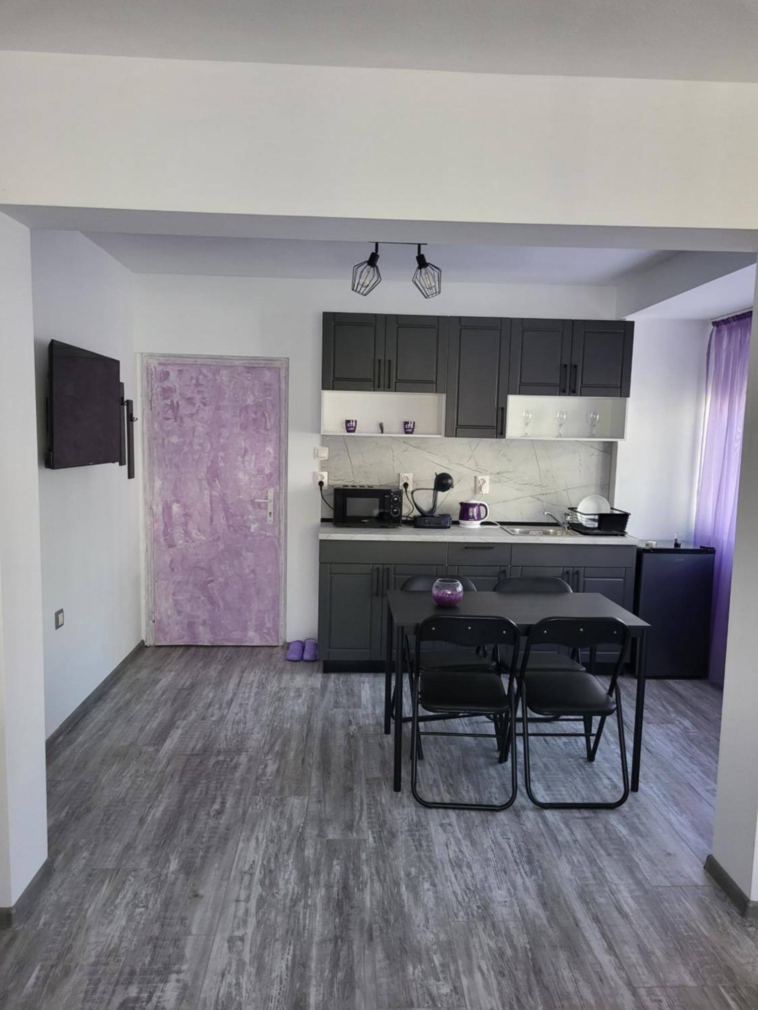Purple Studios Veliko Tŭrnovo Room photo
